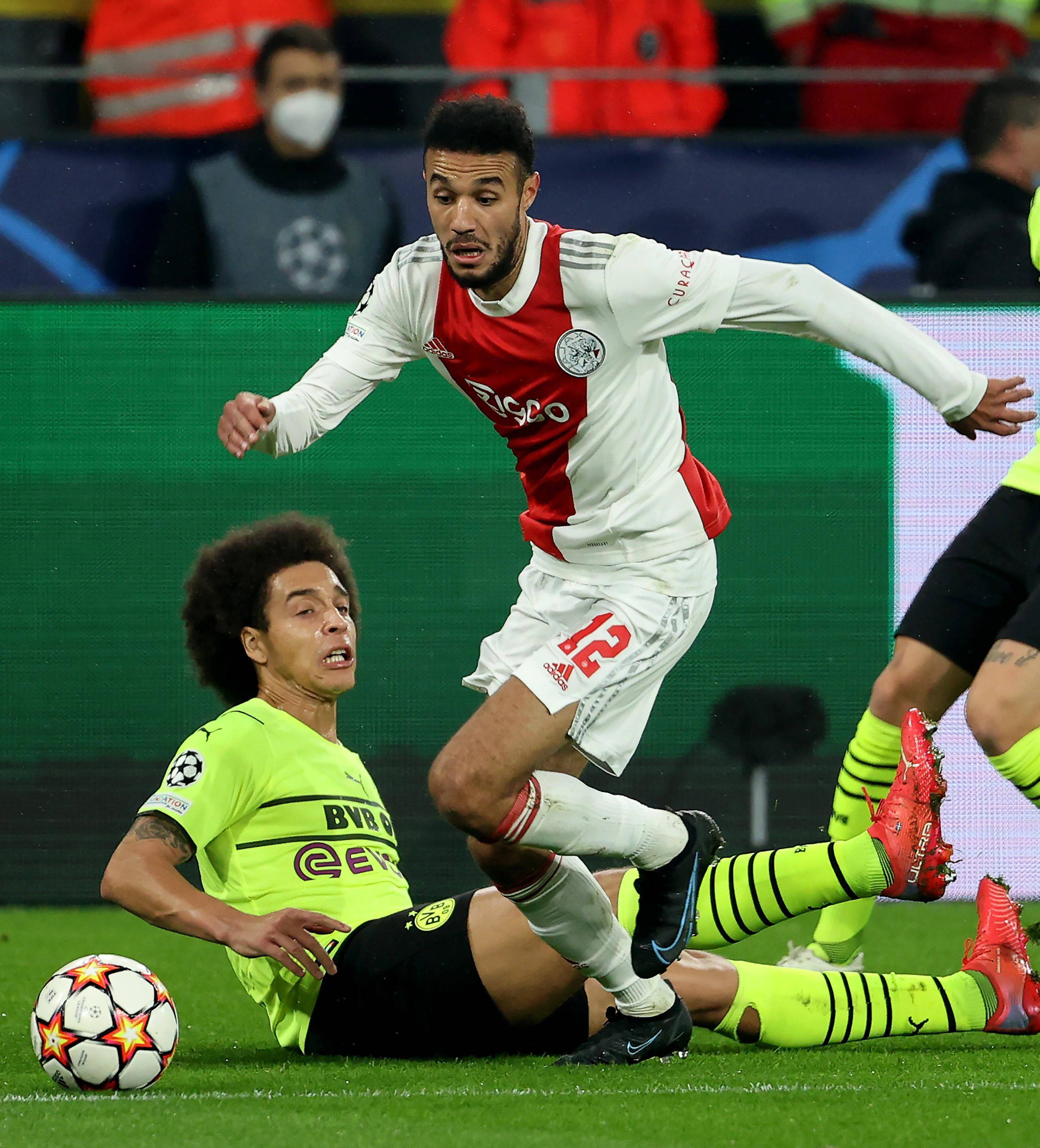 阿贾克斯vs前进之鹰