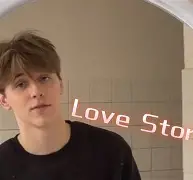 “苏超”盐城队球员中场吊射破门